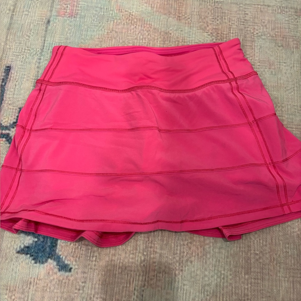 Sonic Pink Lulu Skirt
Size 2